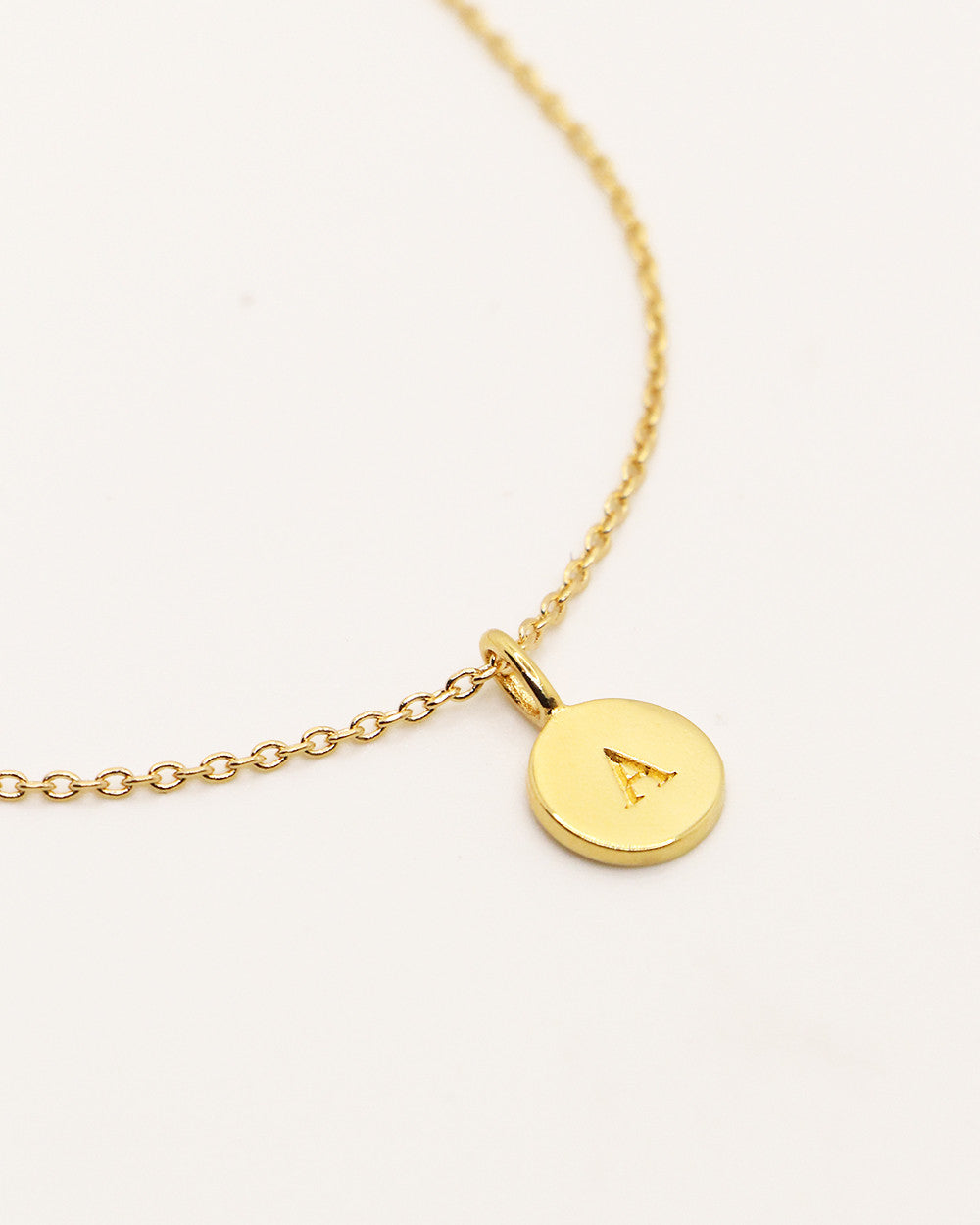 Short chain necklace (alone)